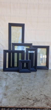 Fixed window - 1000x1500(width x height)