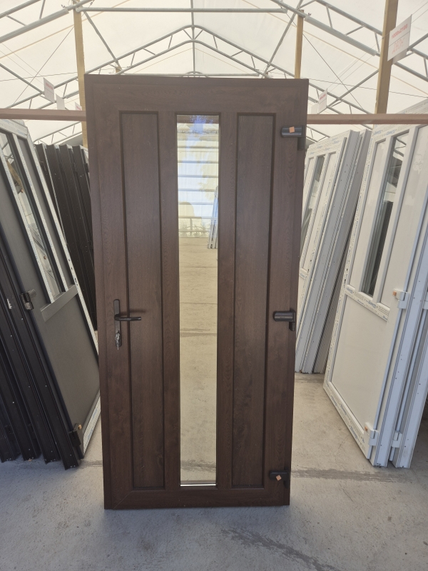 PVC doors, model 9, nut